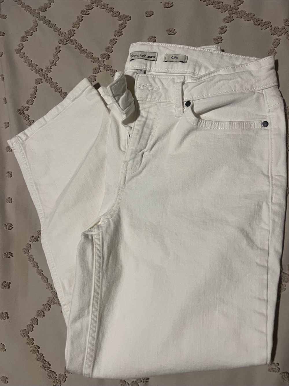 Calvin Klein Women’s White Slim Straight Jeans